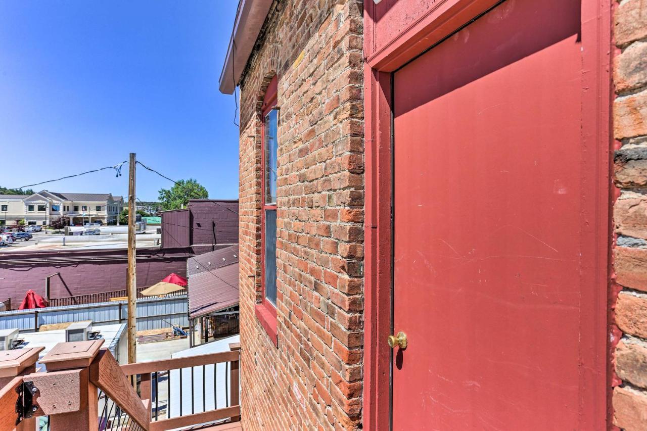 Modern Custer Apt - Walk To Shops And Dining! Apartment Exterior photo